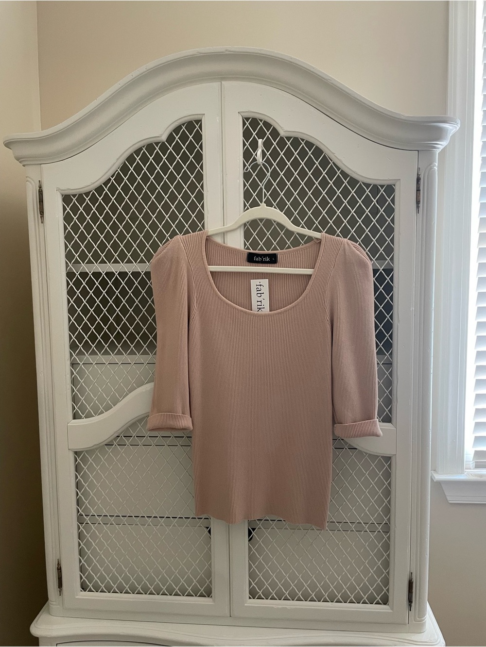 FAB’RIK neutral blush ribbed sweater top L NWT